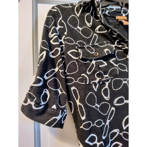 Copper Key Girls Size Small Button Down Black Shirt Glasses AOP Fast Shipping - Picture 12 of 13